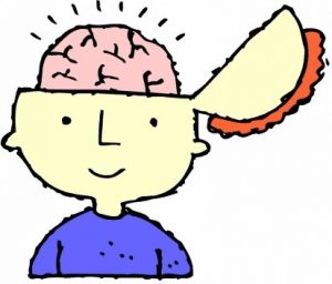 Slika fanta, ki ima odprte pol glave. Vidijo se možgani, ki delajo.